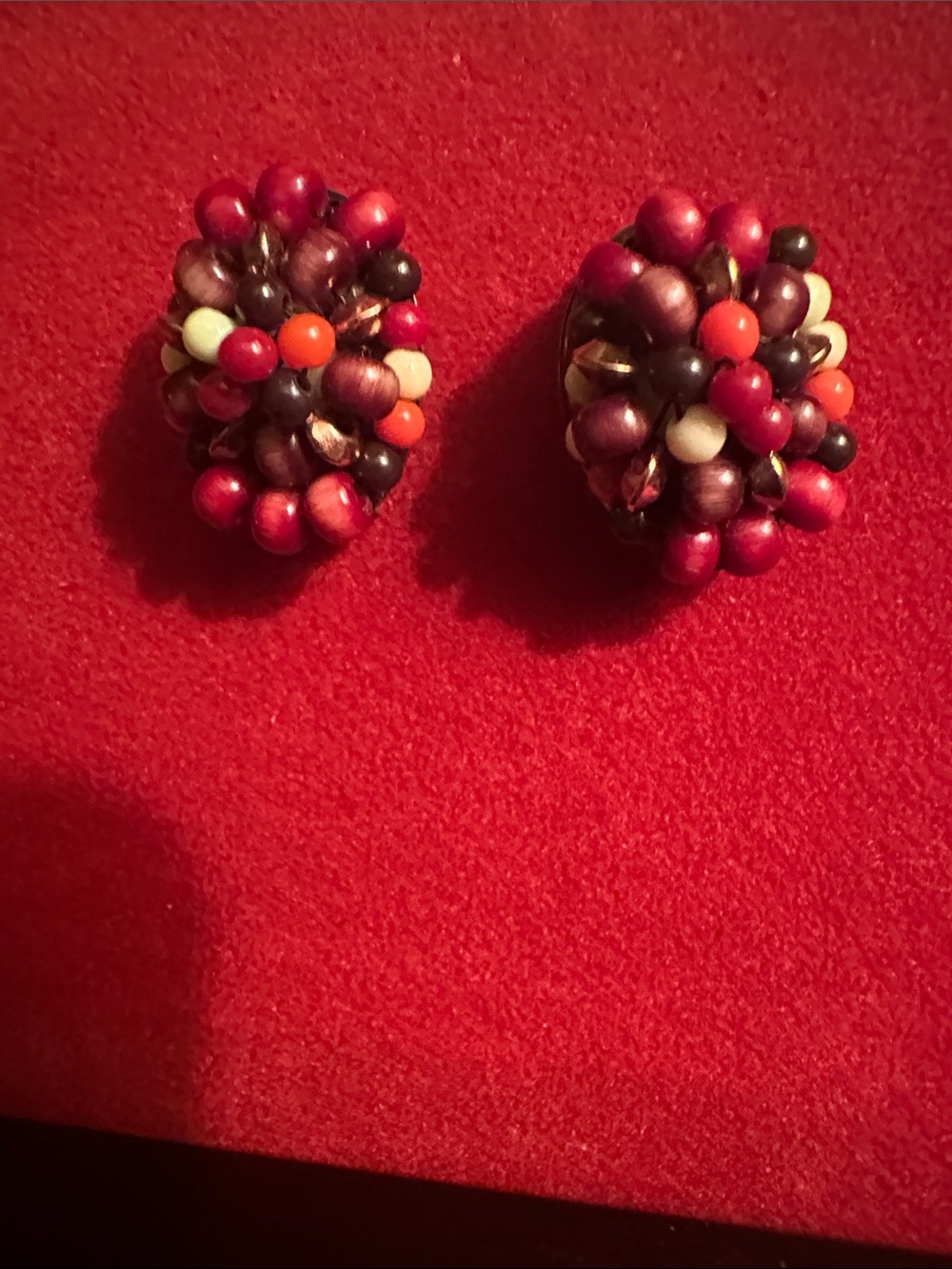 Vintage Signed Liz Claiborne LC Beaded Cluster Clip On Earrings Red Orange